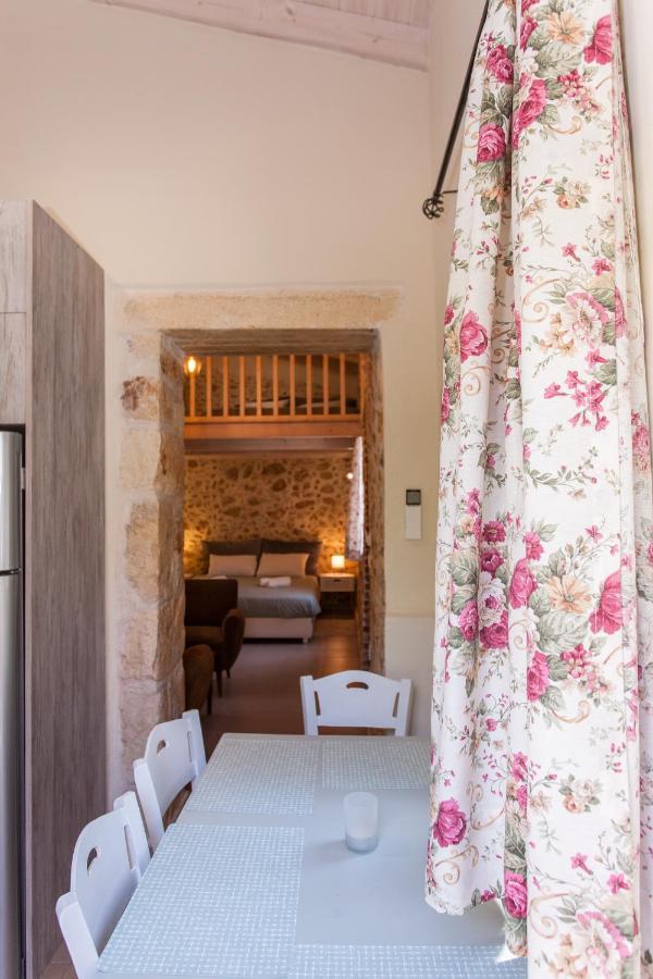 Casa Athelia: Traditional Home, Local Neighborhood Chrissi Akti Chania Exterior foto